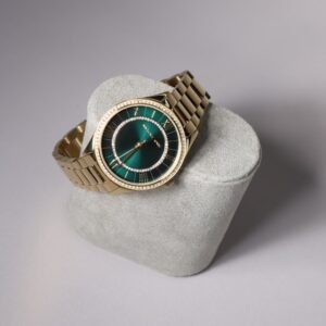 Montre Femme Élégance Dorée